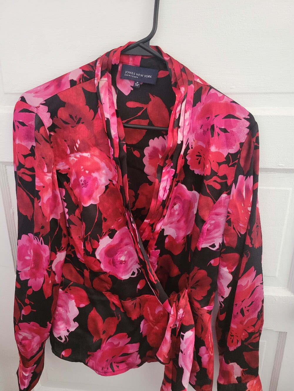 Jones New York Pink & Red Floral Wrap Top
